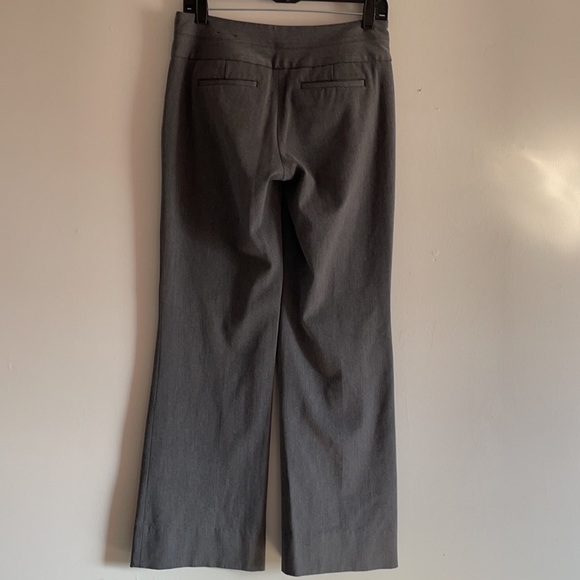 Express editor gray dress pants size 2R. - Picture 2 of 4